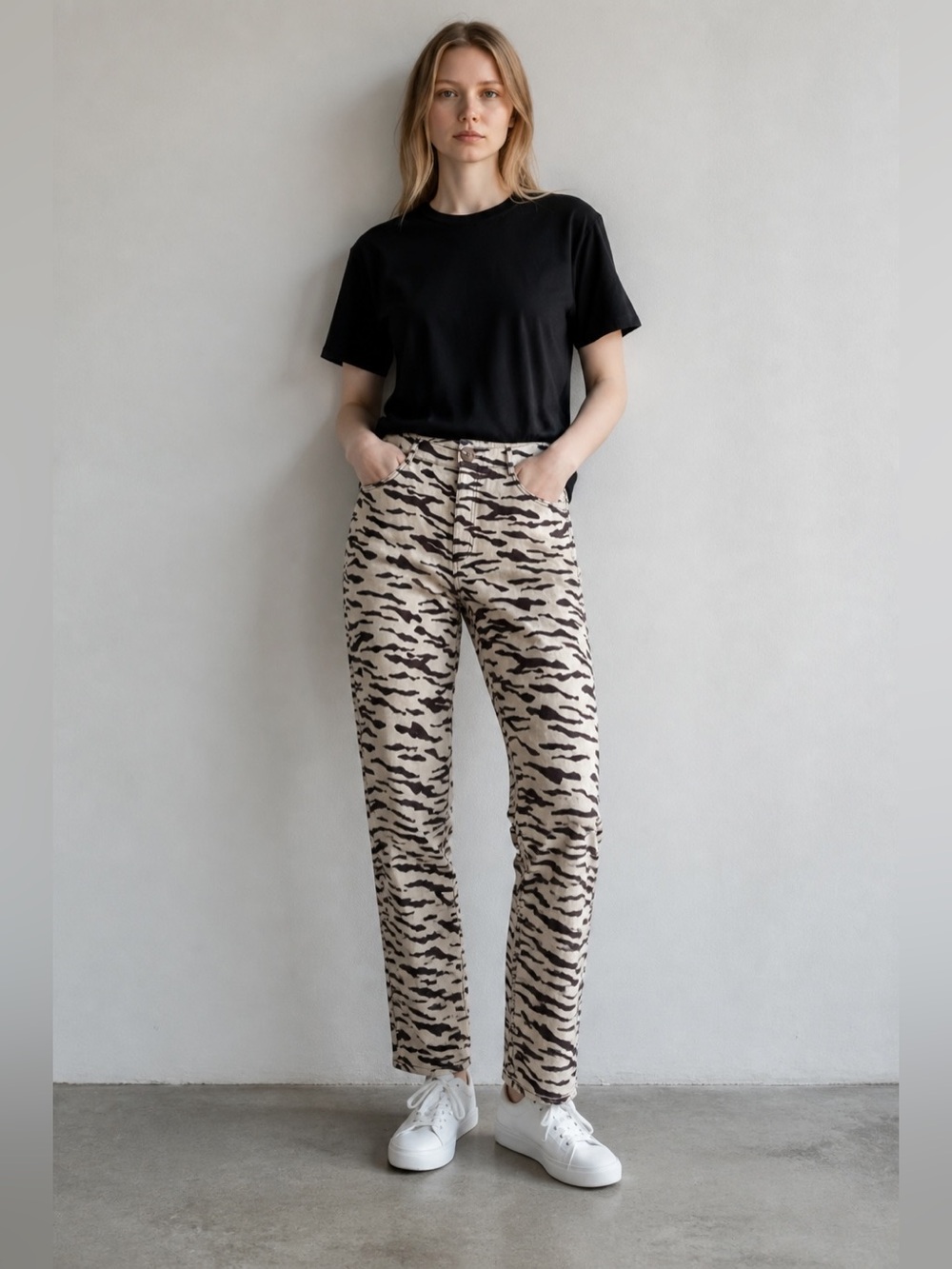 Rejina Pyo - NWOT - Cream and Black Zebra-Print Tapered Pants